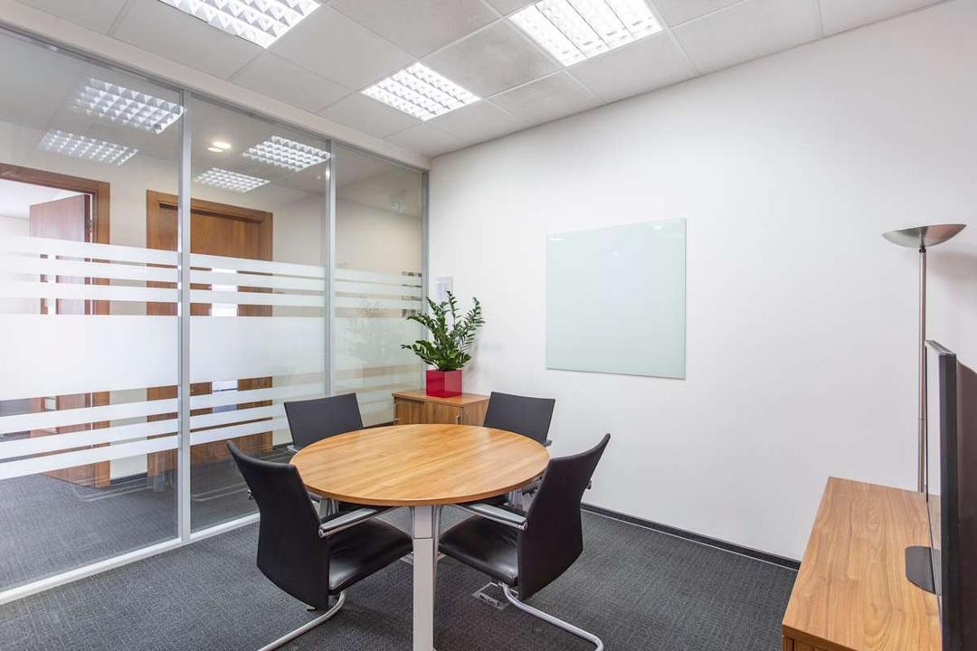 Gulliver office space - View 3 in Kyiv - TwentyFourHourAccess, meeting_rooms, parking