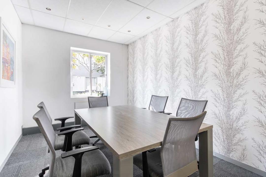 Illovo Fricker Road office space - View 3 in Sandton - TwentyFourHourAccess, meeting_rooms, parking