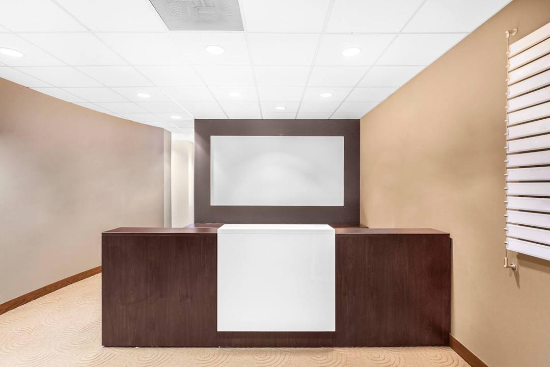 Deloitte Building - Photo 3 Deloitte Building office space - View 3 in St. Louis - TwentyFourHourAccess, meeting_rooms, parking