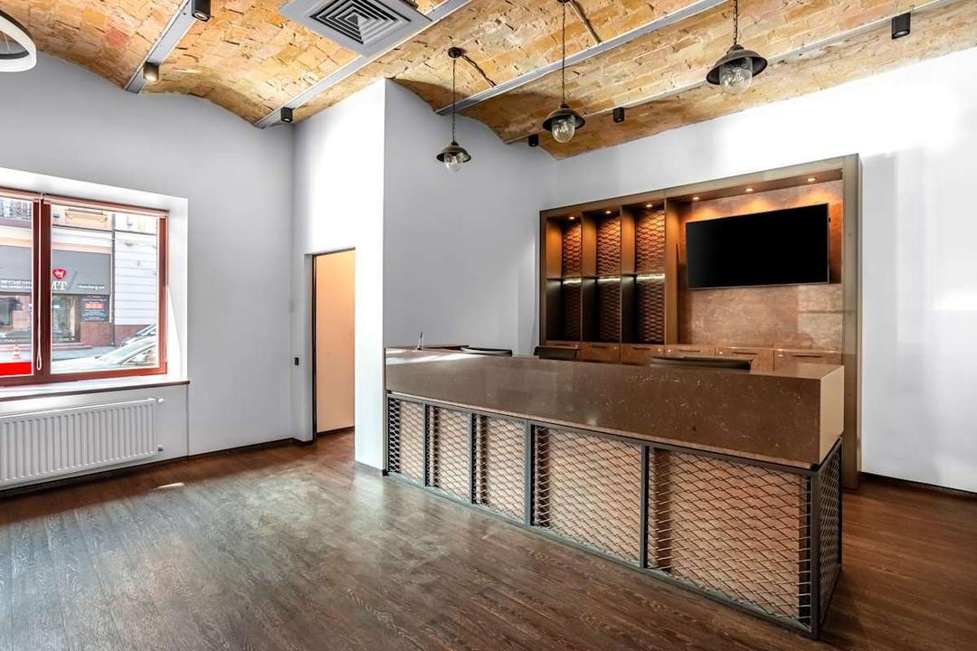 Podil Heritage Centre office space - View 2 in Kyiv - TwentyFourHourAccess, meeting_rooms, parking