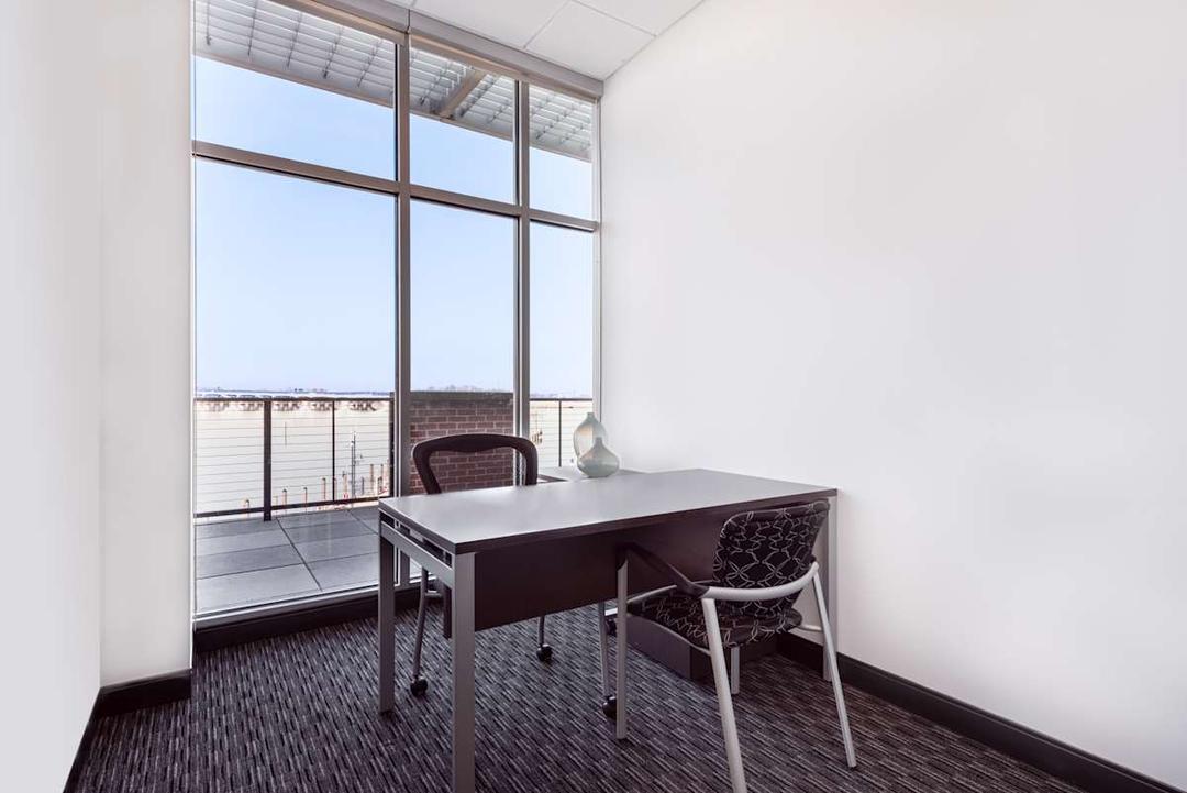 National Harbor office space - View 4 in Forest Heights - TwentyFourHourAccess, meeting_rooms, parking