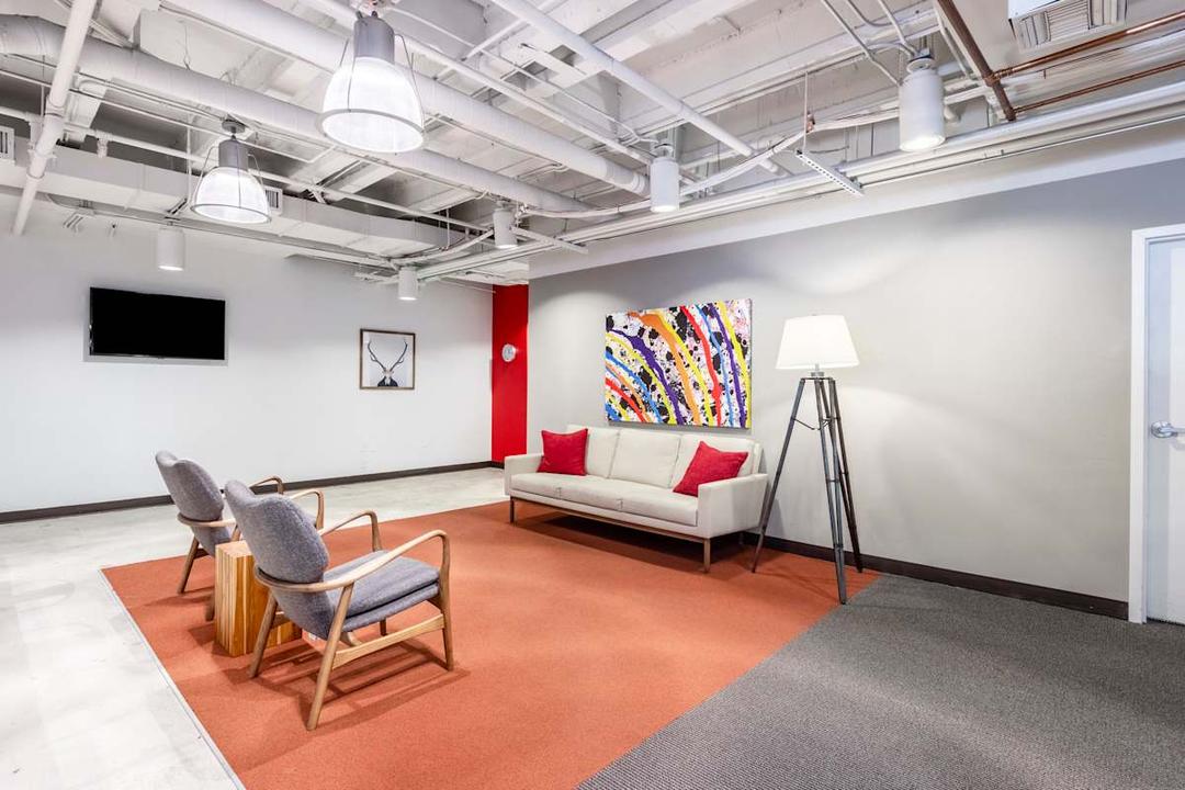 1688 Meridian Avenue - Photo 5 1688 Meridian Avenue office space - View 5 in Miami Beach - TwentyFourHourAccess, meeting_rooms, parking