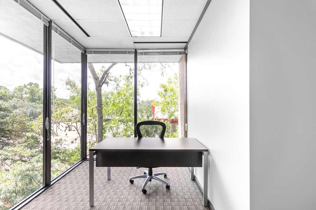 950 Echo Lane office space - View 4 in Houston - TwentyFourHourAccess, meeting_rooms, parking