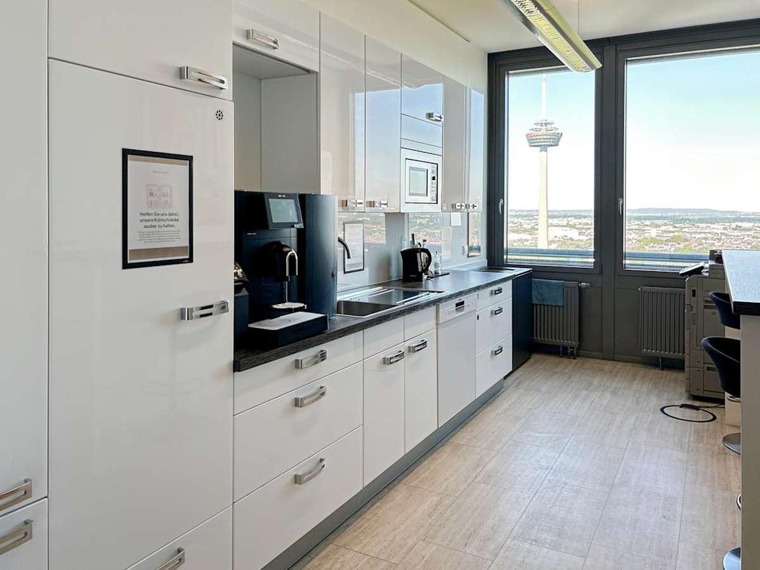 KoelnTurm - Photo 6 KoelnTurm office space - View 6 in Köln - TwentyFourHourAccess, meeting_rooms, parking