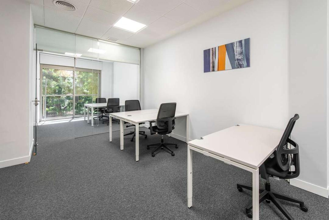 Calle Del Pinar 5 office space - View 4 in Madrid - TwentyFourHourAccess, meeting_rooms, parking