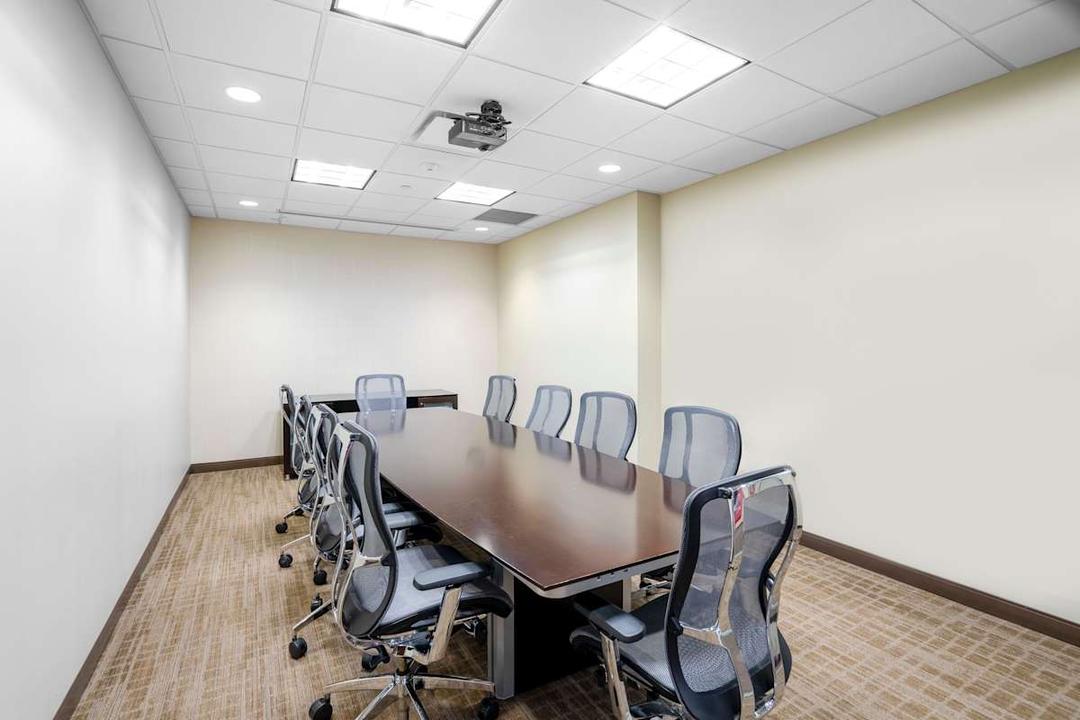 400 Rella Boulevard office space - View 3 in Suffern - TwentyFourHourAccess, meeting_rooms, parking