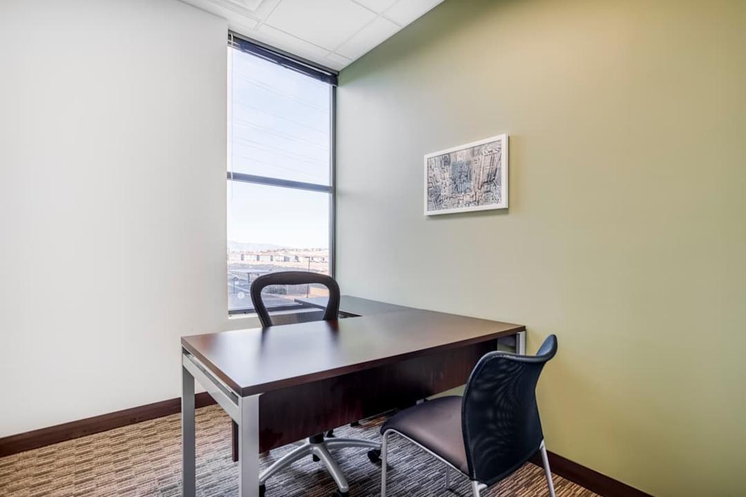 The Gramercy office space - View 4 in Las Vegas - TwentyFourHourAccess, meeting_rooms, parking