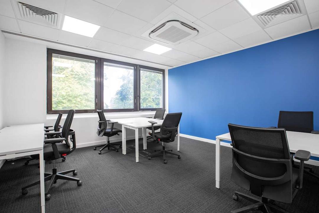 Jubilee House - Photo 4 Jubilee House office space - View 4 in Great Warley - TwentyFourHourAccess, meeting_rooms, parking
