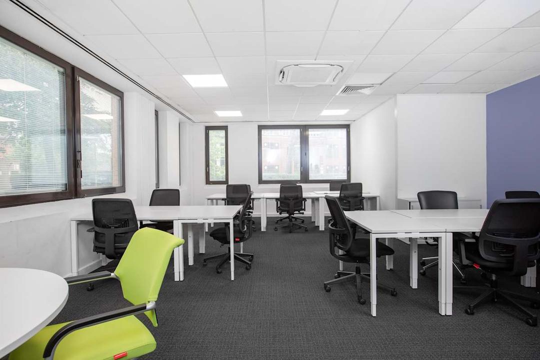 Jubilee House - Photo 6 Jubilee House office space - View 6 in Great Warley - TwentyFourHourAccess, meeting_rooms, parking