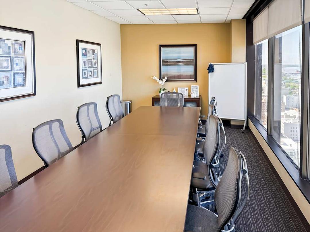 One American Place - Photo 5 One American Place office space - View 5 in Houston - TwentyFourHourAccess, meeting_rooms, parking