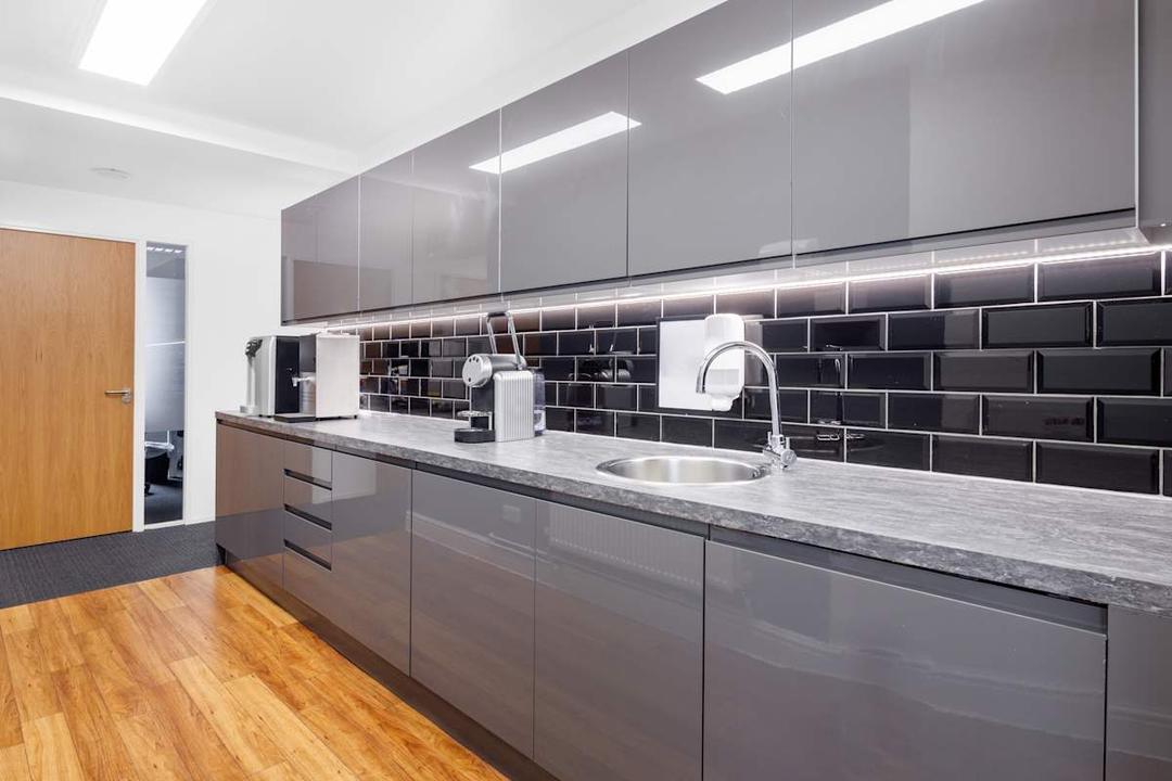 Great Portland Street - Photo 6 Great Portland Street office space - View 6 in London - TwentyFourHourAccess, meeting_rooms, parking