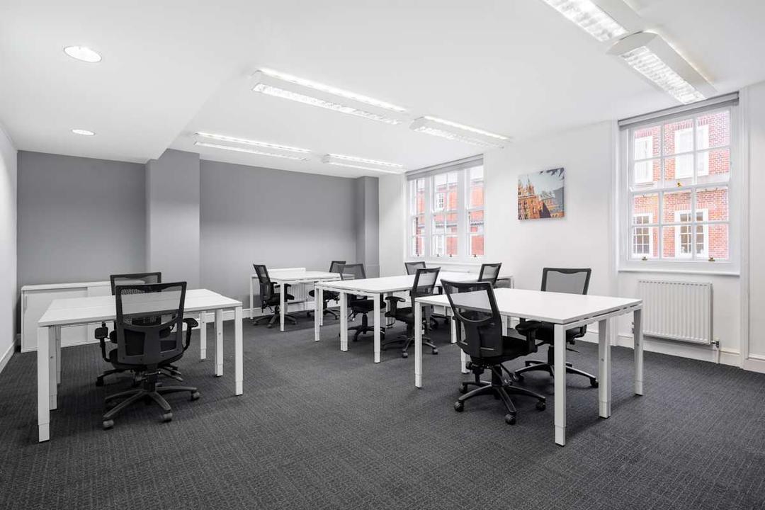 Great Portland Street - Photo 4 Great Portland Street office space - View 4 in London - TwentyFourHourAccess, meeting_rooms, parking