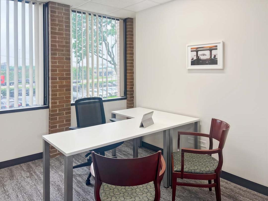 2340 S River Rd office space - View 4 in Des Plaines - TwentyFourHourAccess, meeting_rooms, parking