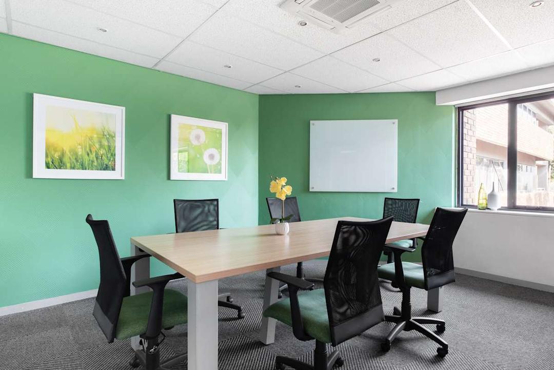 Bedfordview AMR 3 Office Park - Photo 3 Bedfordview AMR 3 Office Park office space - View 3 in Johannesburg - TwentyFourHourAccess, meeting_rooms, parking