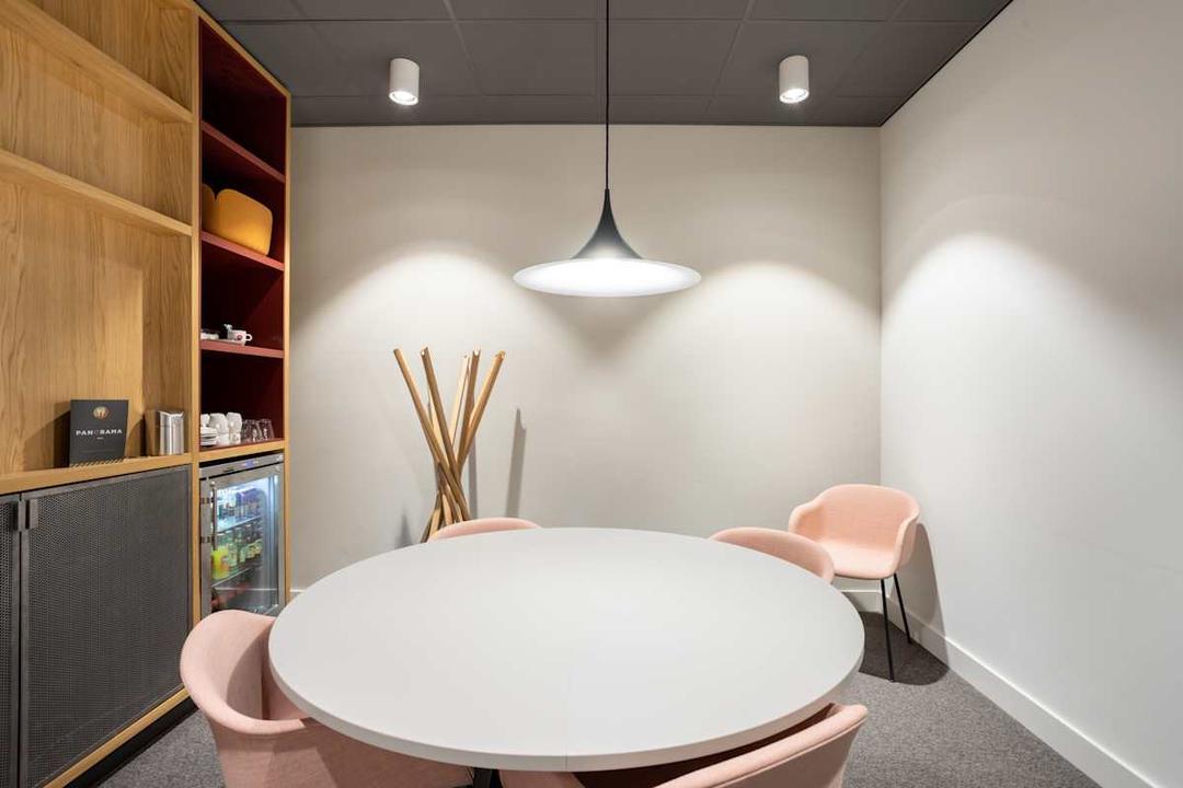 Evert Van De Beekstraat 202 office space - View 5 in Schiphol - TwentyFourHourAccess, meeting_rooms, parking