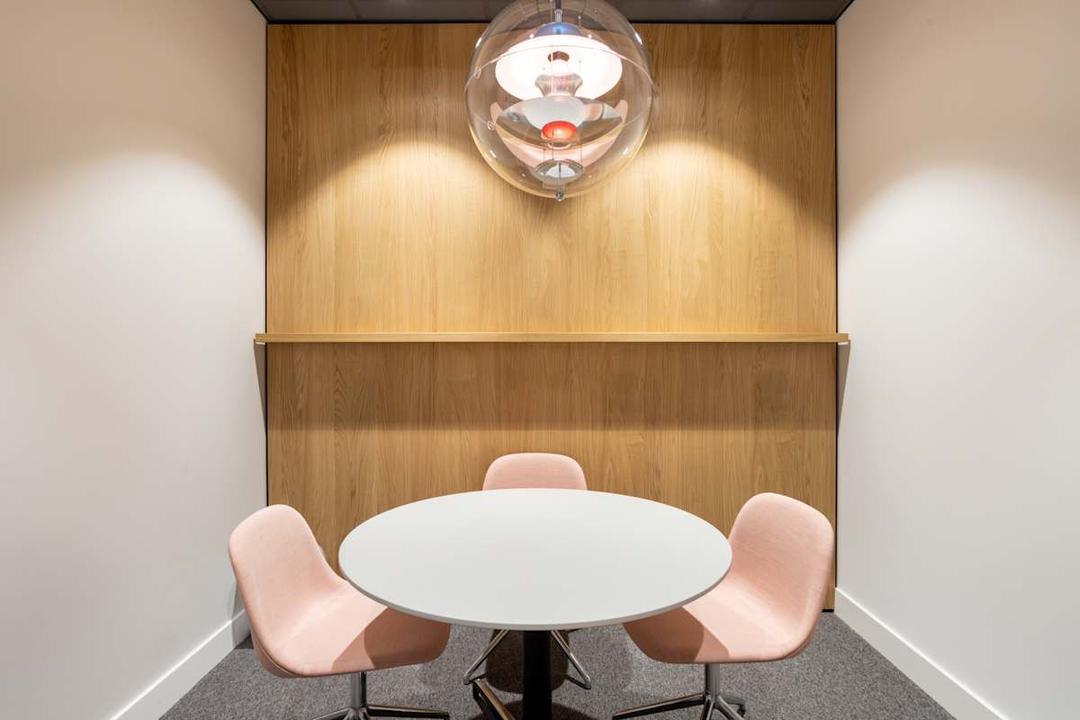 Evert Van De Beekstraat 202 office space - View 2 in Schiphol - TwentyFourHourAccess, meeting_rooms, parking