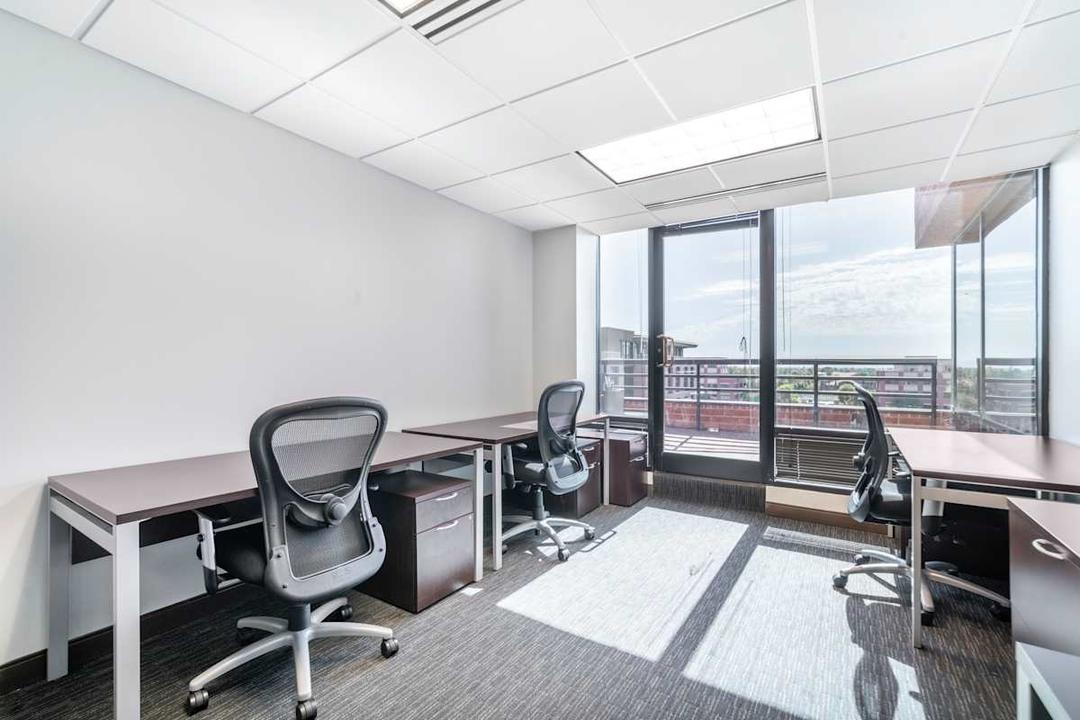 Scottsdale Financial Center 3 - Photo 4 Scottsdale Financial Center 3 office space - View 4 in Scottsdale - TwentyFourHourAccess, meeting_rooms, parking