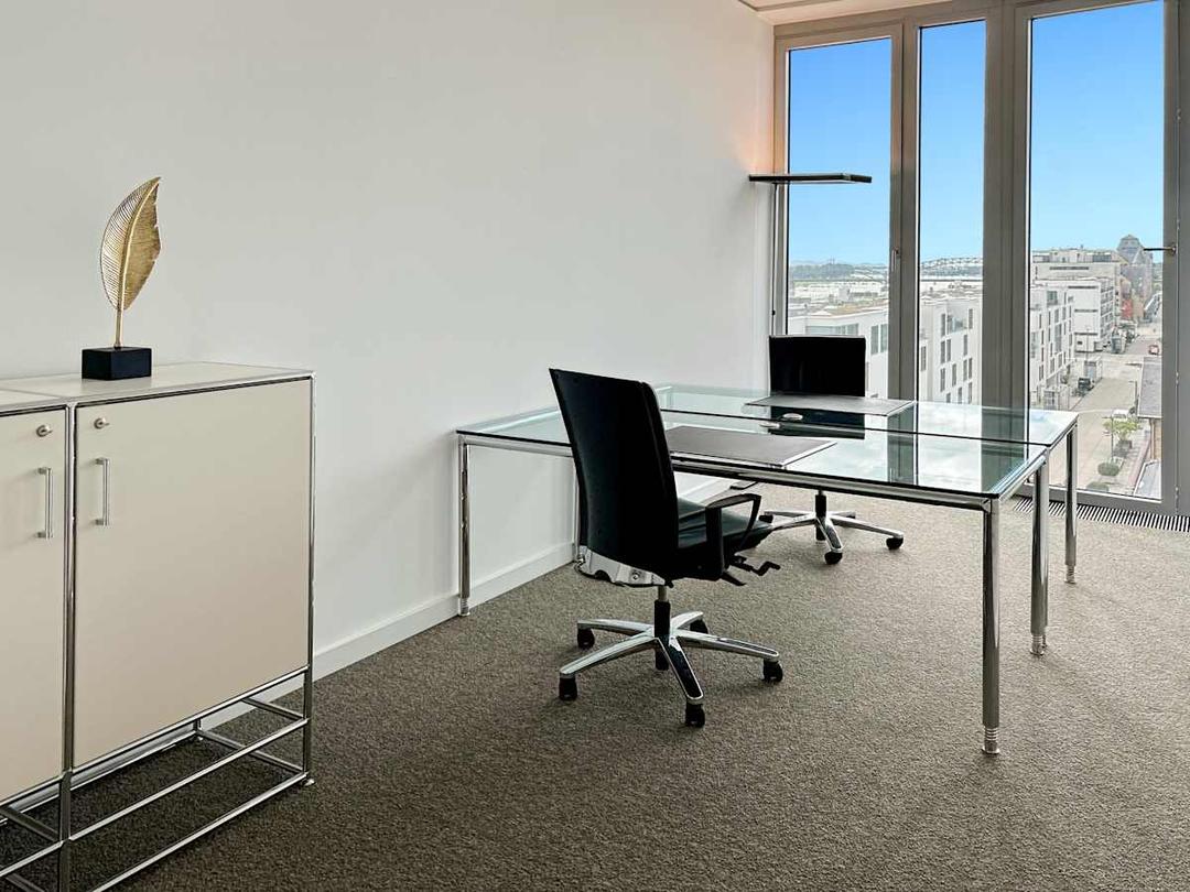 Kranhaus South - Photo 4 Kranhaus South office space - View 4 in Köln - TwentyFourHourAccess, meeting_rooms, parking