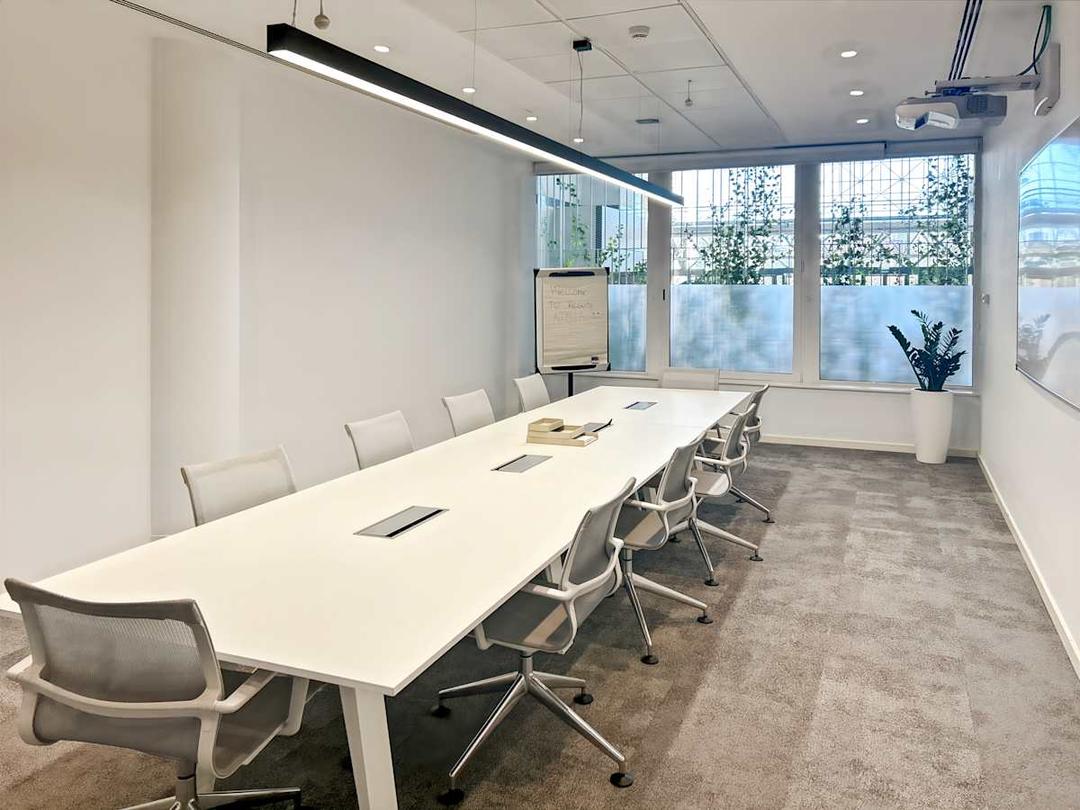 Calle Ribera De Loira 16 - Photo 3 Calle Ribera De Loira 16 office space - View 3 in Madrid - TwentyFourHourAccess, meeting_rooms, parking