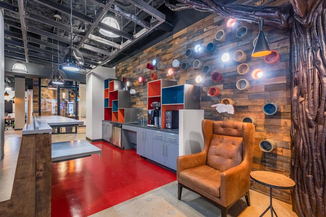 Dobie Center - Photo 6 Dobie Center office space - View 6 in Austin - TwentyFourHourAccess, meeting_rooms, parking