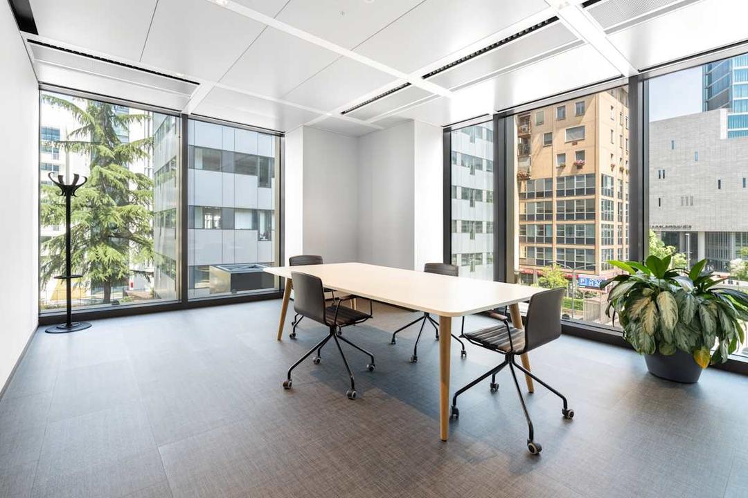 Via Filippo Sassetti - Photo 3 Via Filippo Sassetti office space - View 3 in Milano - TwentyFourHourAccess, meeting_rooms, parking