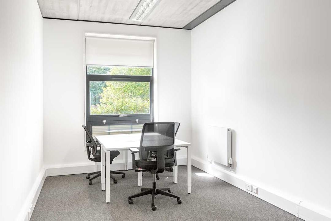 Dartford Business Park office space - View 4 in Dartford - TwentyFourHourAccess, meeting_rooms, parking