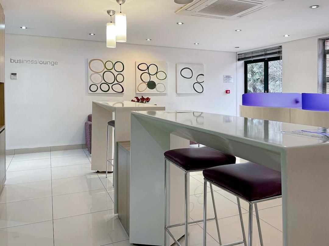 Rivonia Sunninghill Business Centre - Photo 6 Rivonia Sunninghill Business Centre office space - View 6 in Sandton - TwentyFourHourAccess, meeting_rooms, parking