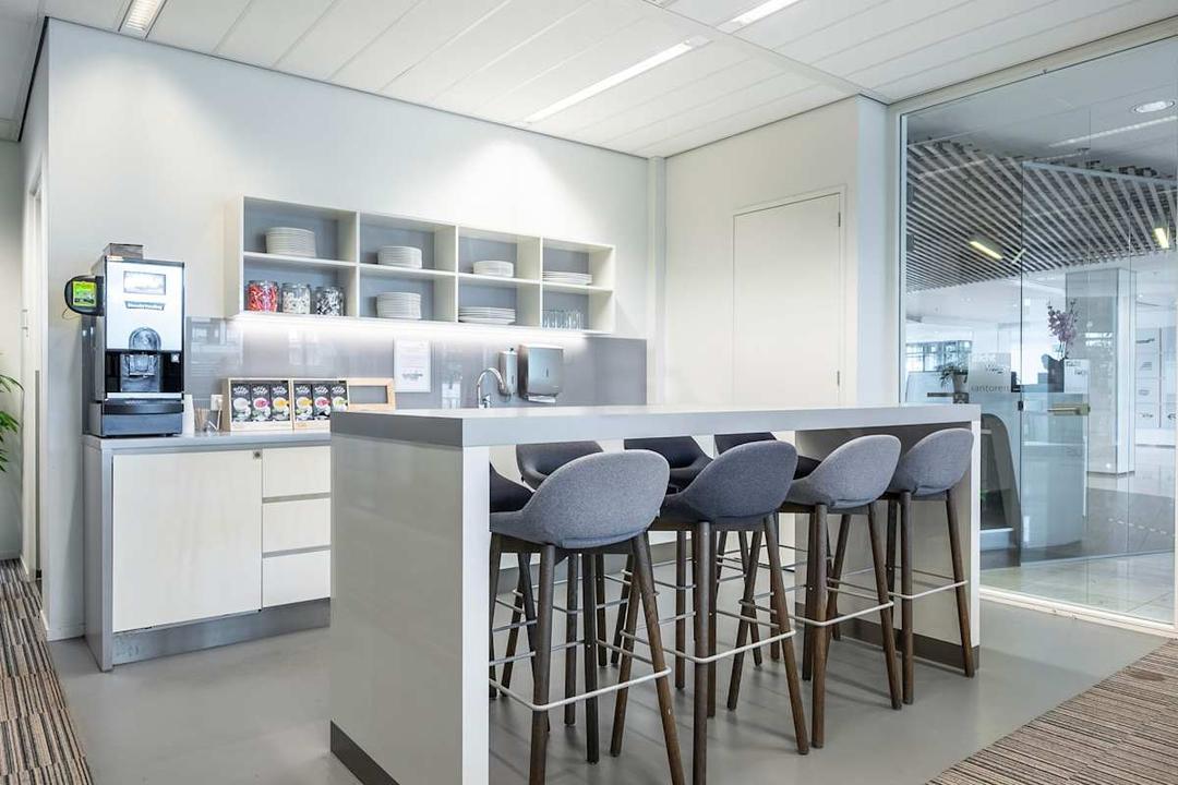 The Hague Central Station - Photo 2 The Hague Central Station office space - View 2 in Zaandam - TwentyFourHourAccess, meeting_rooms, parking