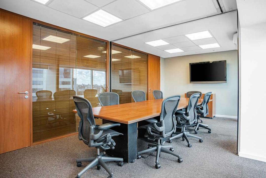 World Trade Centre Montevideo - Photo 3 World Trade Centre Montevideo office space - View 3 in Trujillo - TwentyFourHourAccess, meeting_rooms, parking
