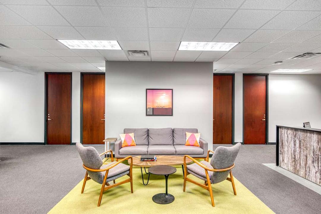 Bank Tower - Photo 5 Bank Tower office space - View 5 in Orlando - TwentyFourHourAccess, meeting_rooms, parking