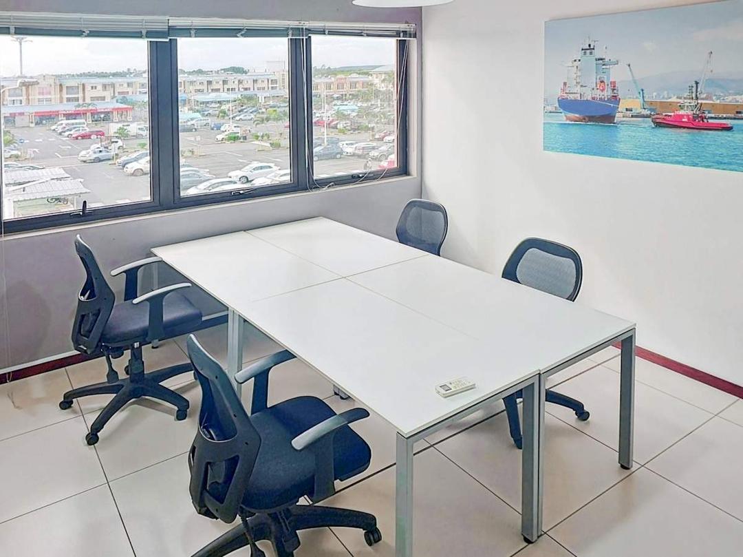 Grand Bay Central office space - View 4 in Notre-Dame-de-la-Salette - TwentyFourHourAccess, meeting_rooms, parking