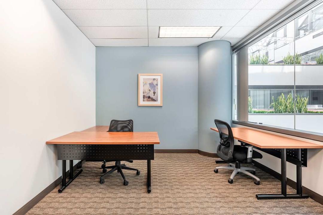 203 North LaSalle - Photo 4 203 North LaSalle office space - View 4 in Chicago - TwentyFourHourAccess, meeting_rooms, parking