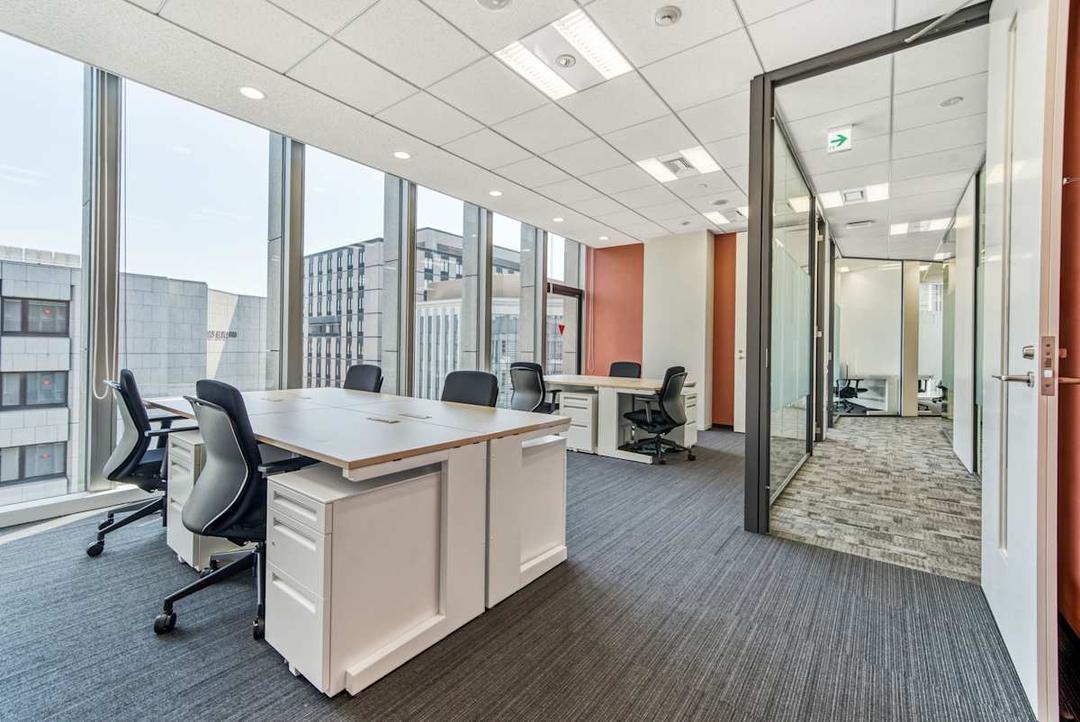 Urbannet Shijo Karasuma office space - View 4 in Kyoto - TwentyFourHourAccess, meeting_rooms, parking