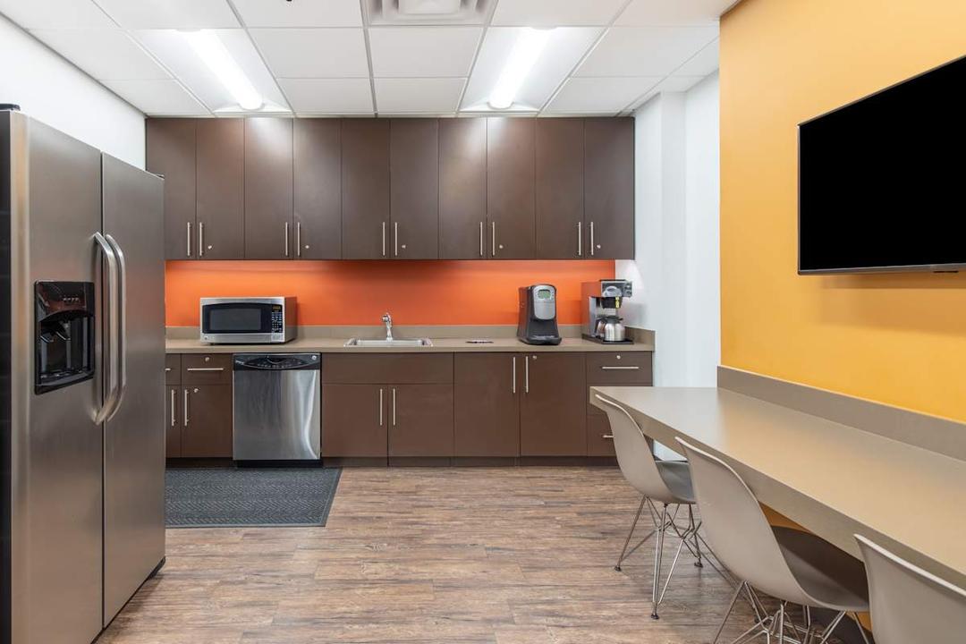 1775 Parker Road Building C - Photo 6 1775 Parker Road Building C office space - View 6 in Conyers - TwentyFourHourAccess, meeting_rooms, parking