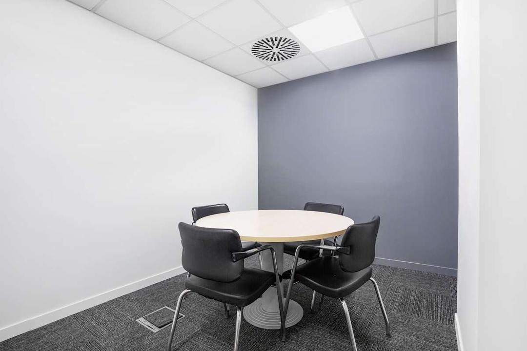 Buyukdere Avenue 193 office space - View 3 in Şişli - TwentyFourHourAccess, meeting_rooms, parking