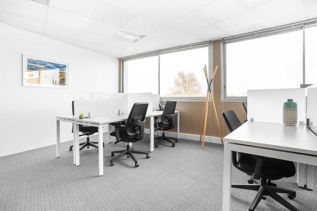 1 Avenue Neil Armstrong - Photo 4 1 Avenue Neil Armstrong office space - View 4 in Merignac - TwentyFourHourAccess, meeting_rooms, parking