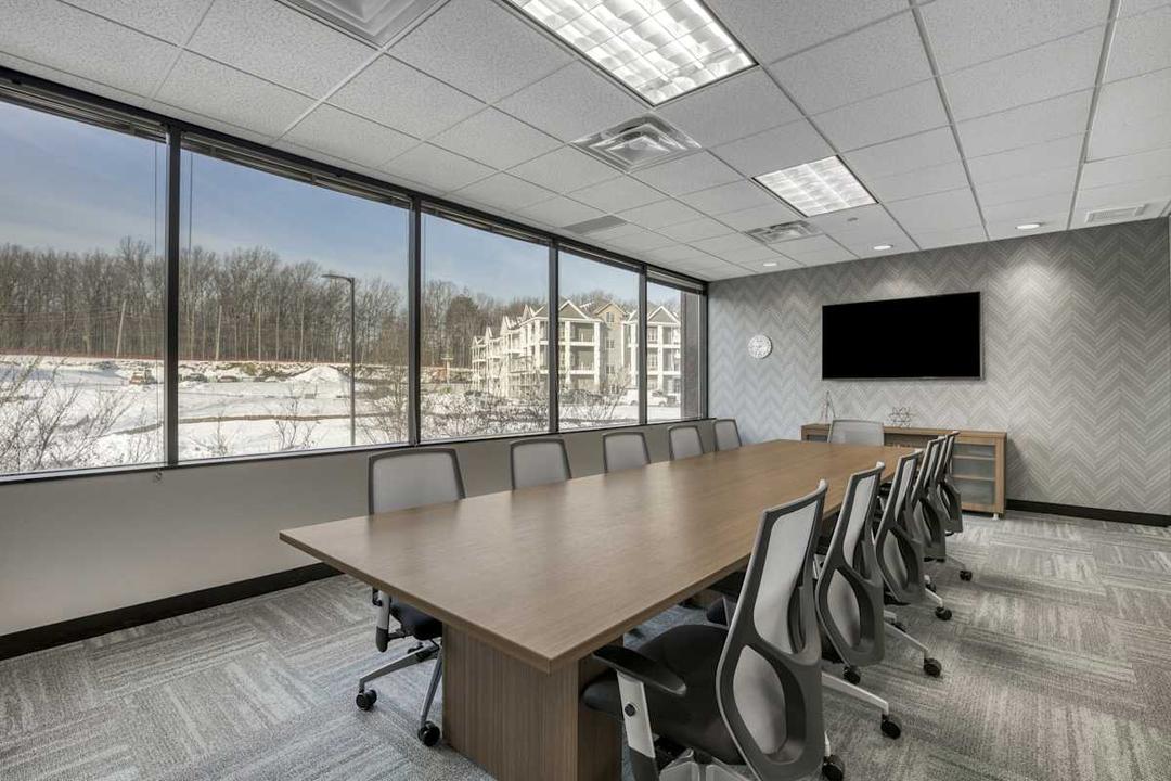 Park Center Plaza I office space - View 3 in Independence - TwentyFourHourAccess, meeting_rooms, parking