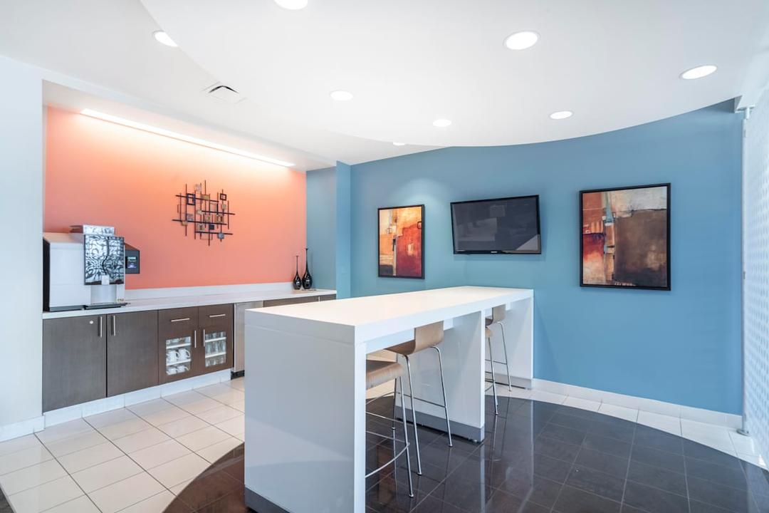 24th At Camelback - Photo 6 24th At Camelback office space - View 6 in Phoenix - TwentyFourHourAccess, meeting_rooms, parking