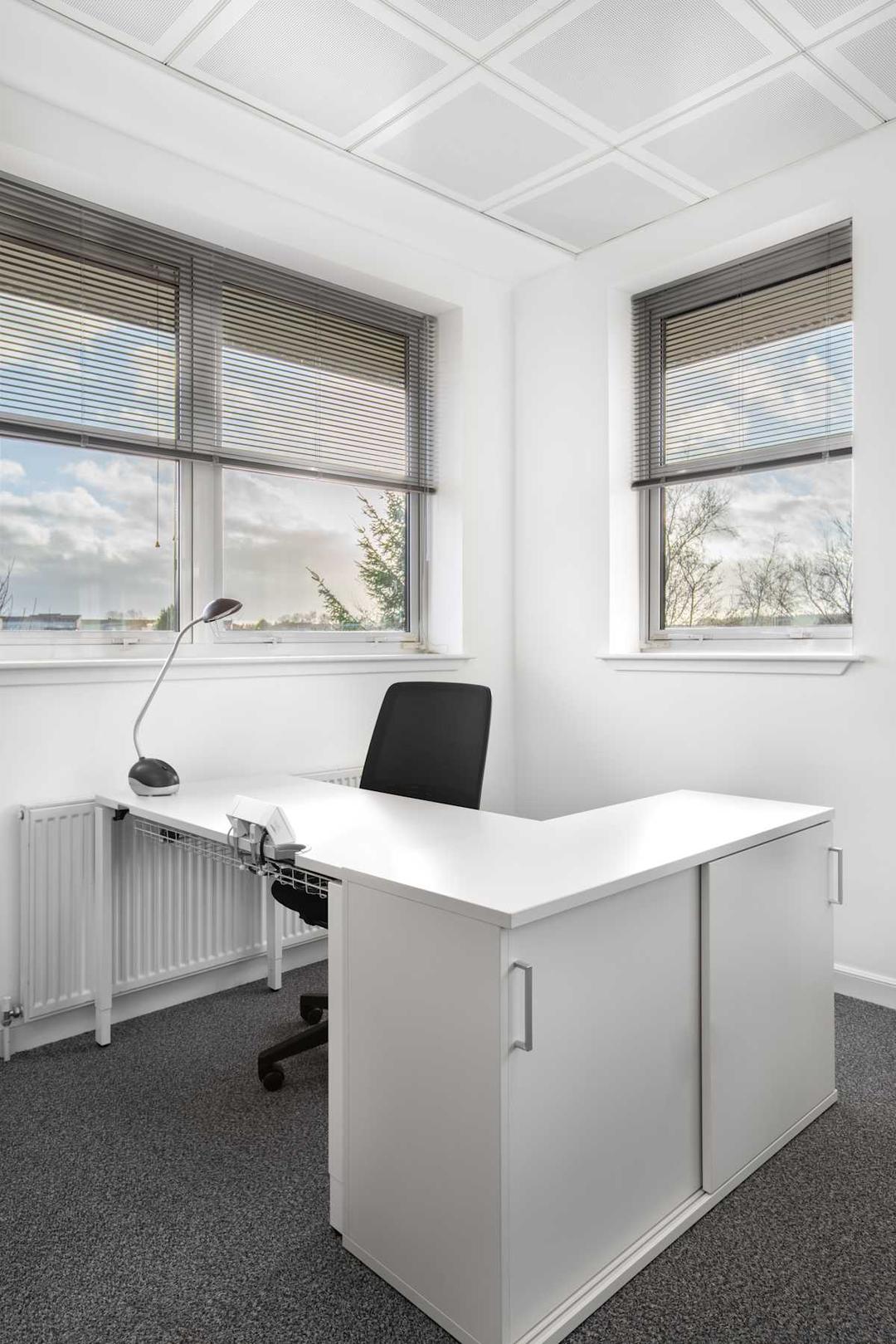 8 Deer Park office space - View 4 in Inverness - TwentyFourHourAccess, meeting_rooms, parking
