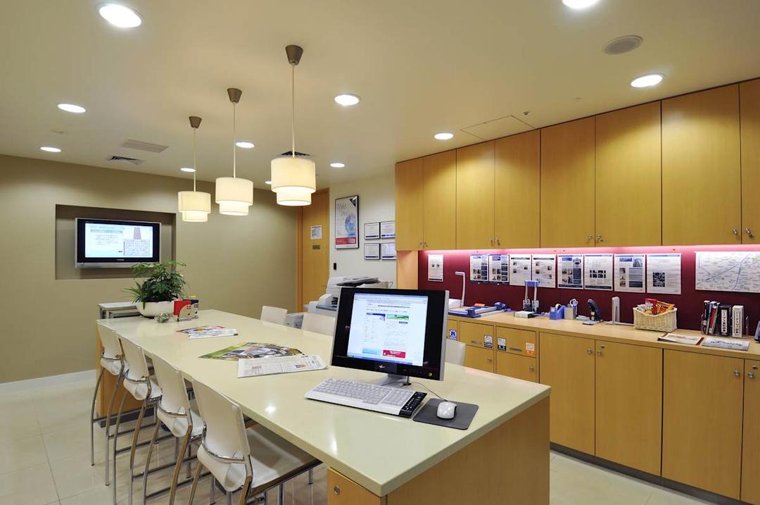 ARK Mori Building - Photo 5 ARK Mori Building office space - View 5 in Minato City - TwentyFourHourAccess, meeting_rooms, parking