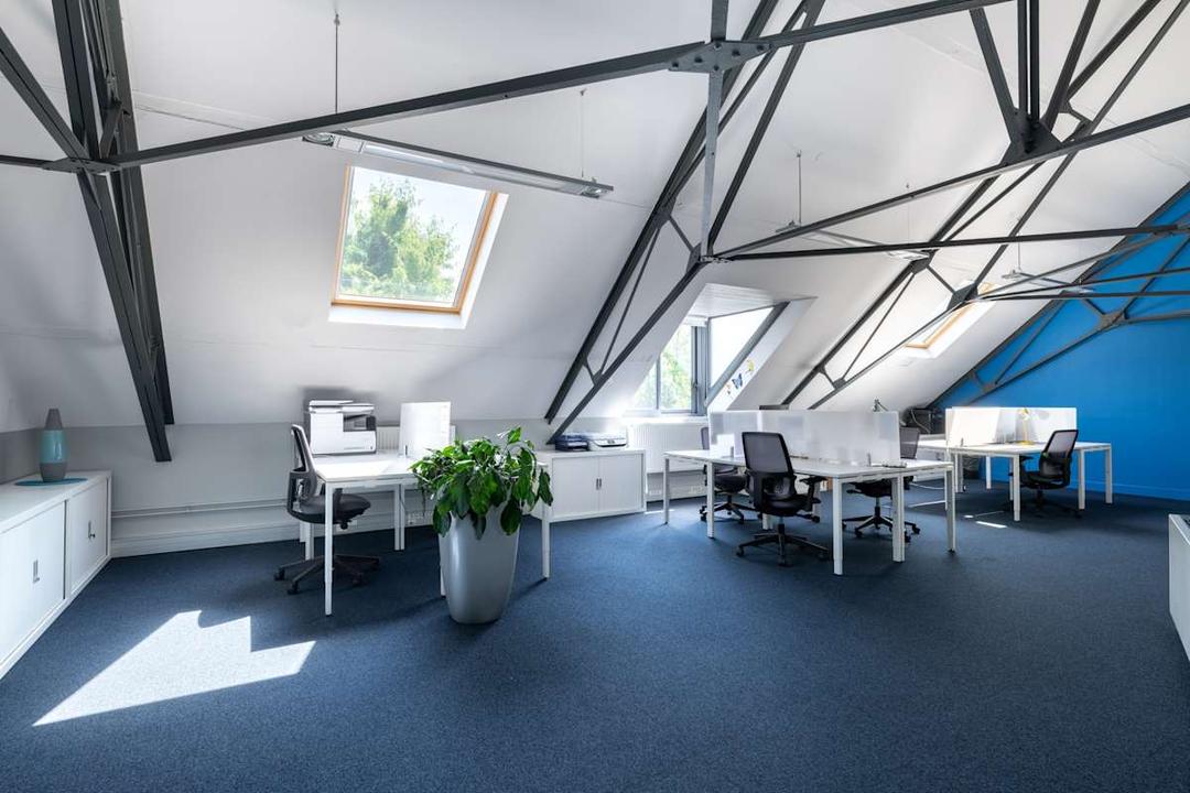 3 Rue Paul Tavernier office space - View 4 in Fontainebleau - TwentyFourHourAccess, meeting_rooms, parking