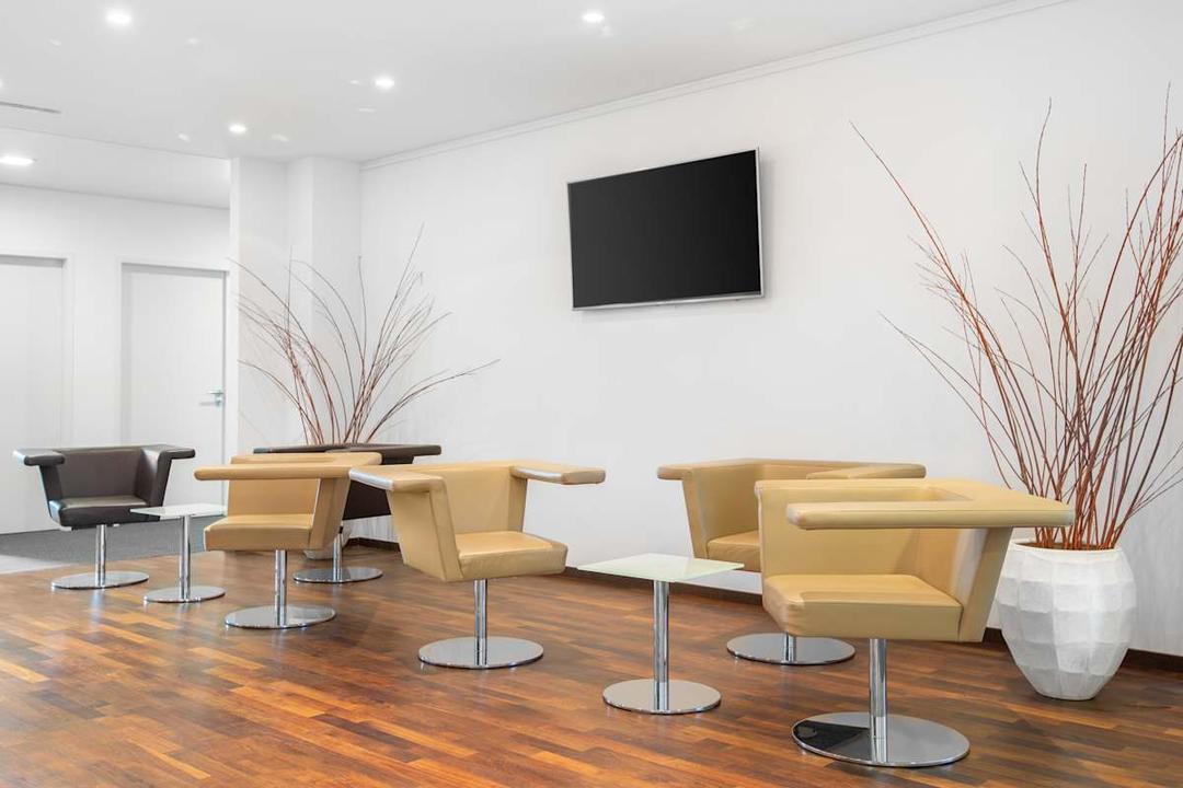 Nymphenburger Hoefe office space - View 5 in München - TwentyFourHourAccess, meeting_rooms, parking