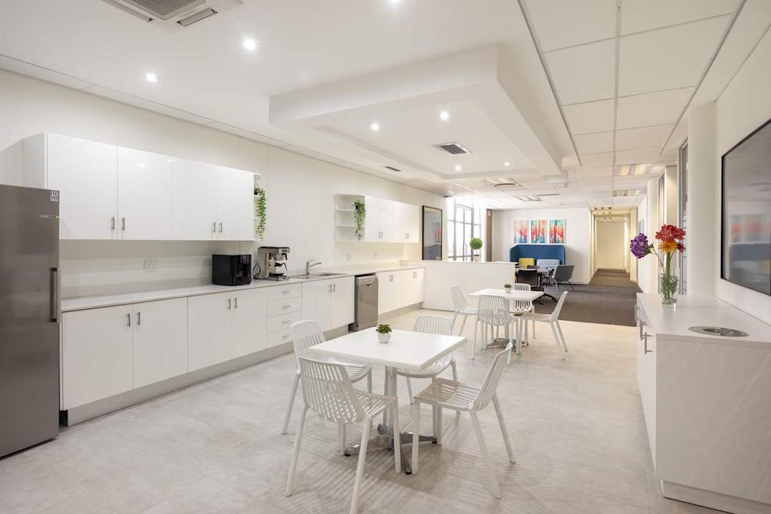 Mac Mac Building Maxwell Office Park - Photo 2 Mac Mac Building Maxwell Office Park office space - View 2 in Midrand - TwentyFourHourAccess, meeting_rooms, parking