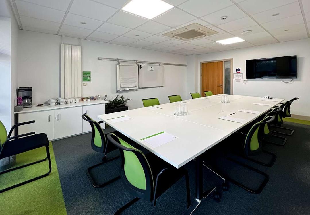 Bromsgrove Enterprise Park office space - View 3 in Bromsgrove - TwentyFourHourAccess, meeting_rooms, parking