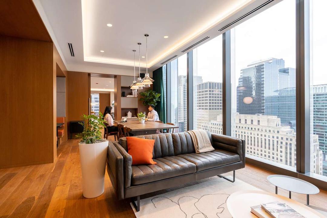 110 North Wacker Drive - Photo 2 110 North Wacker Drive office space - View 2 in Chicago - TwentyFourHourAccess, meeting_rooms, parking