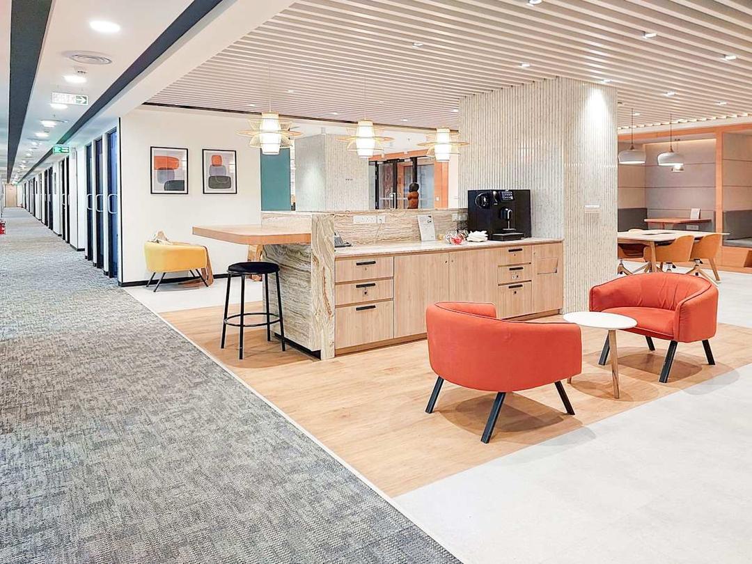 Supreme Business Park office space - View 5 in Mumbai - TwentyFourHourAccess, meeting_rooms, parking