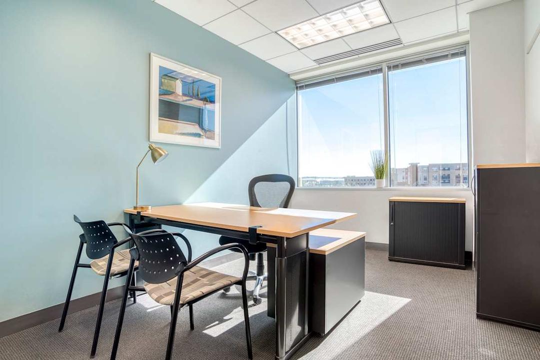 The Point at Inverness office space - View 4 in Englewood - TwentyFourHourAccess, meeting_rooms, parking