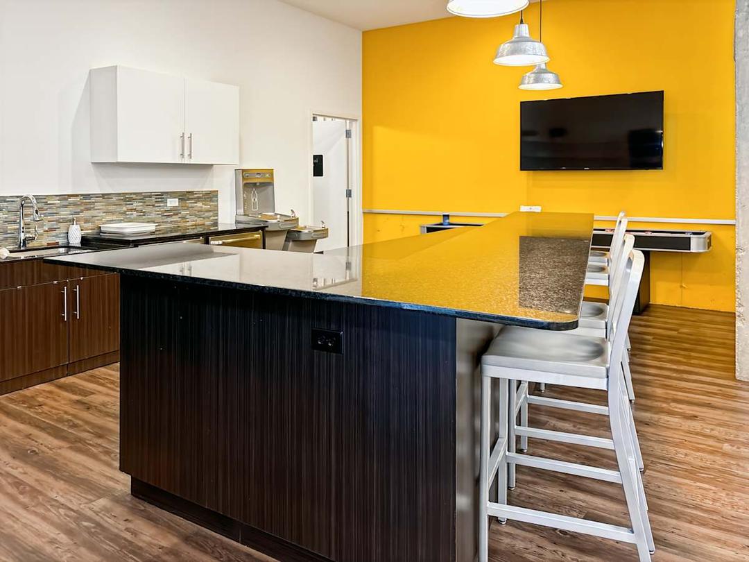 3400 W Stonegate Blvd office space - View 6 in Arlington Heights - TwentyFourHourAccess, meeting_rooms, parking