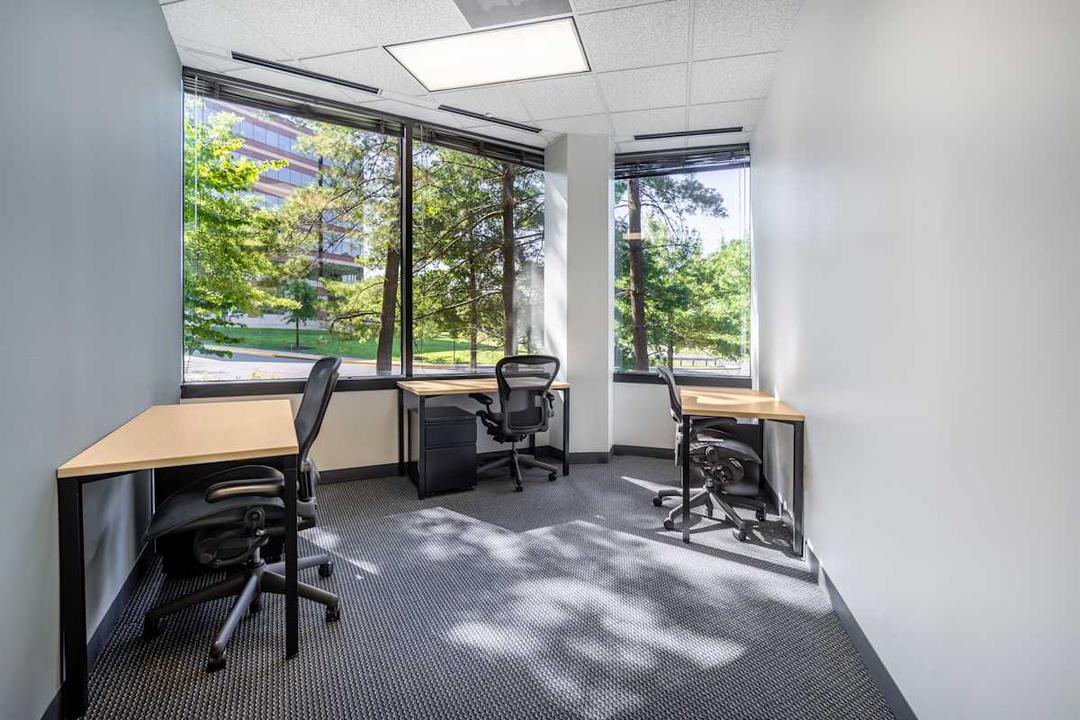 12020 Sunrise Valley Drive office space - View 4 in Reston - TwentyFourHourAccess, meeting_rooms, parking