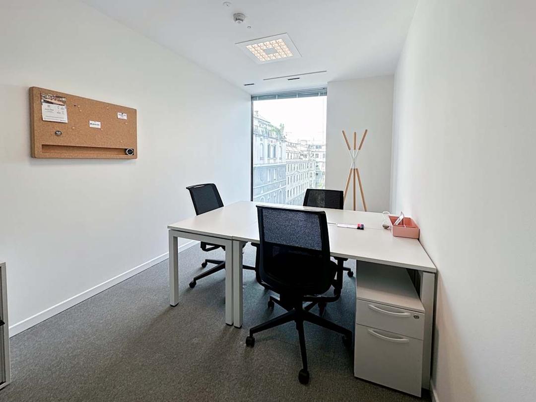 Via Filippo Turati 30 - Photo 4 Via Filippo Turati 30 office space - View 4 in Milano - TwentyFourHourAccess, meeting_rooms, parking